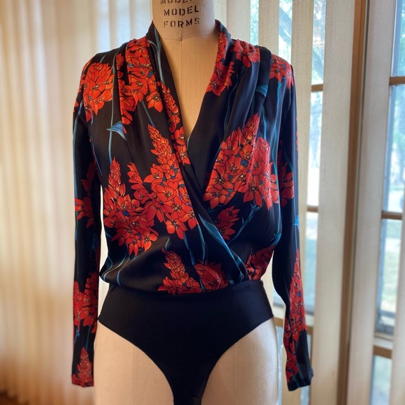 ZARA - Floral print blouse bodysuit - Picture 1 of 4